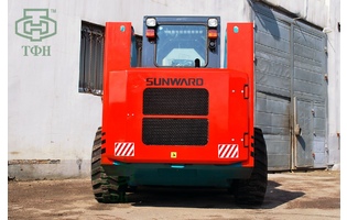 Мини-погрузчик «SUNWARD 3210»  — фотографии